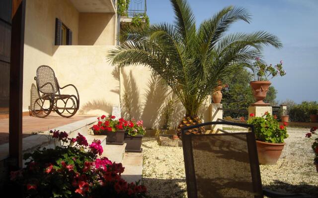 Accommodation ideal for a couple with a bimbo
