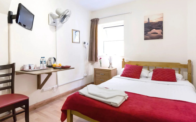 City London Hotel