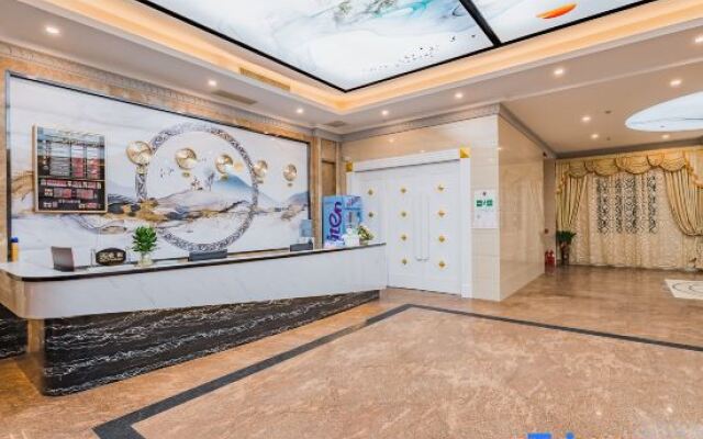 Zhuxin Business Hotel