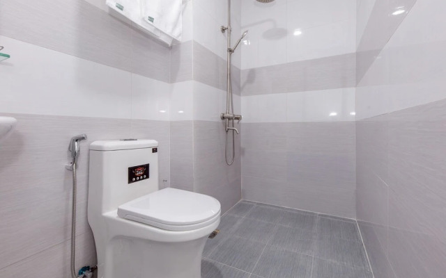 OYO 942 Cuong Hai Apartment