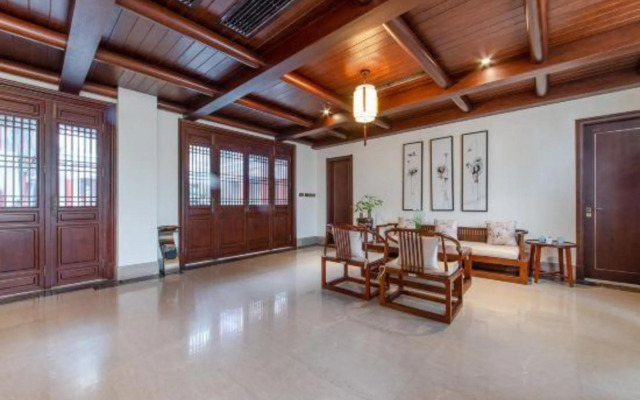 Taohuayuan Liu Contract Chun Inn