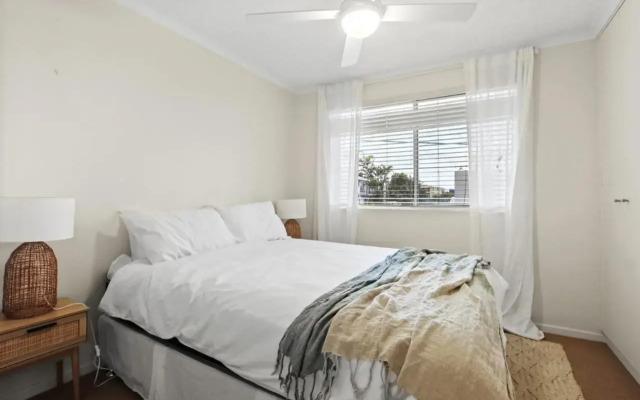 Minya Court 4 12 Esplanade Headland Kings Beach
