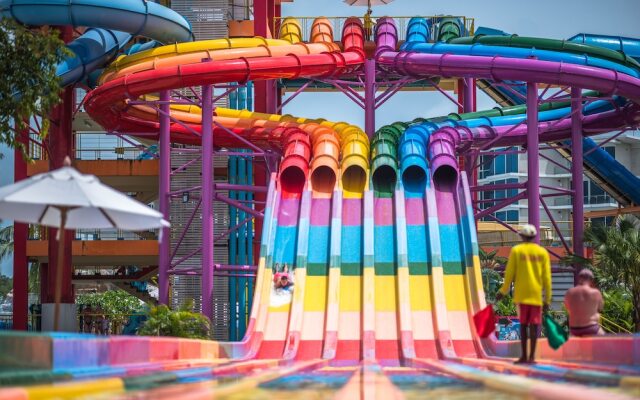 Splash Beach Villa Resort
