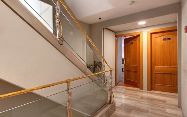 Hispanos 7 Suiza Apartament Restaurant