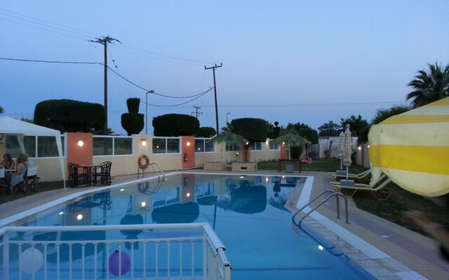 Casa Blue Sarantis