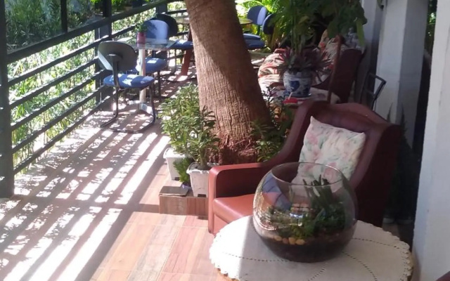 Hostel Rosa de Saron
