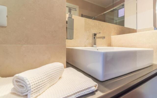 Lux by PortofinoHomes