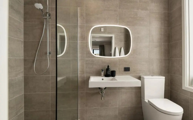 14th Lane Urban Hotel