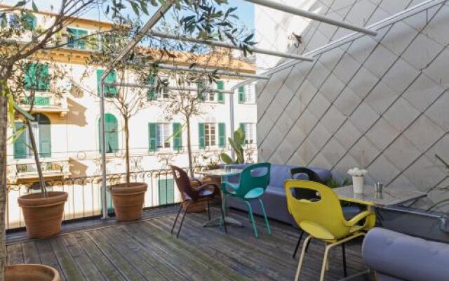 Loft Garibaldi Rooms And Suites