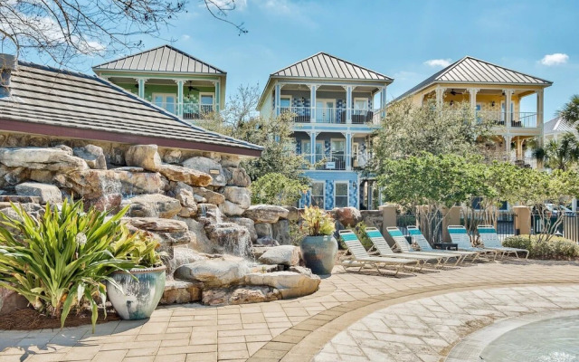 Kono - Coral in Destin