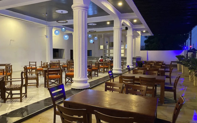 Diani Palm Resort & Apartments