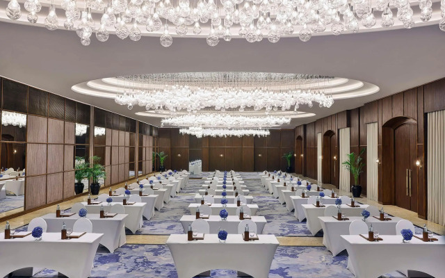 Shangri-La Eros, New Delhi