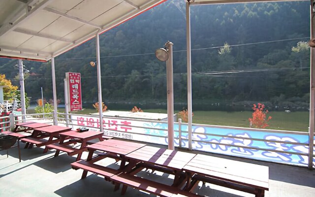 Cheongpyeong Redfox Pension