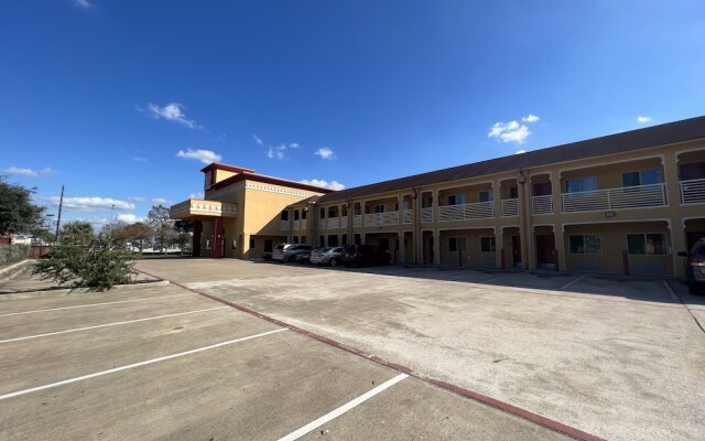 Regency INN & Suites