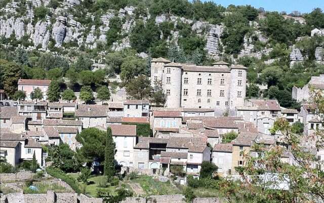 Bungalow With 2 Bedrooms in Saint-genest-de-beauzon, With Wonderful Mo