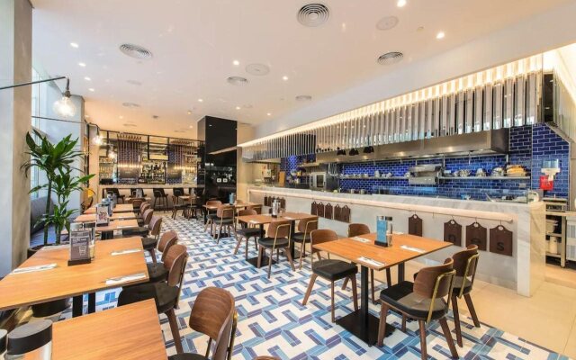 Copthorne Downtown Abu Dhabi Hotel