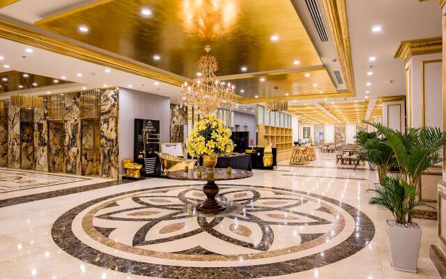 Wyndham Danang Golden Bay