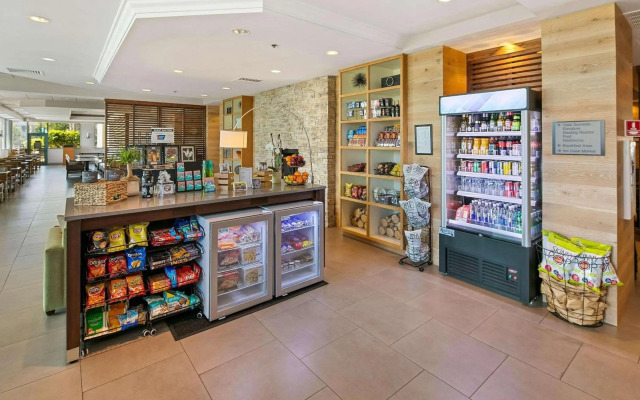 Country Inn & Suites by Radisson, San Diego North, CA
