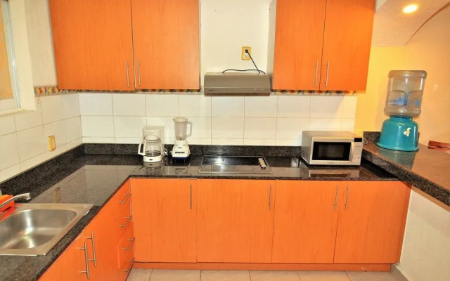 Ground level Apartment w Balcony RDS