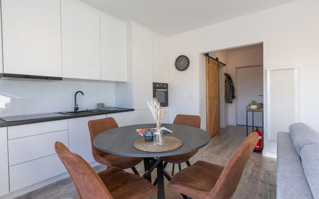 Cozy Ground-floor Apartment