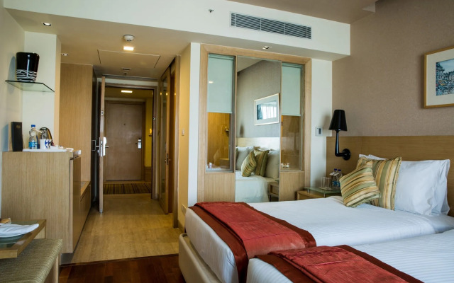 Radisson Hotel Gurugram Sohna Road City Center