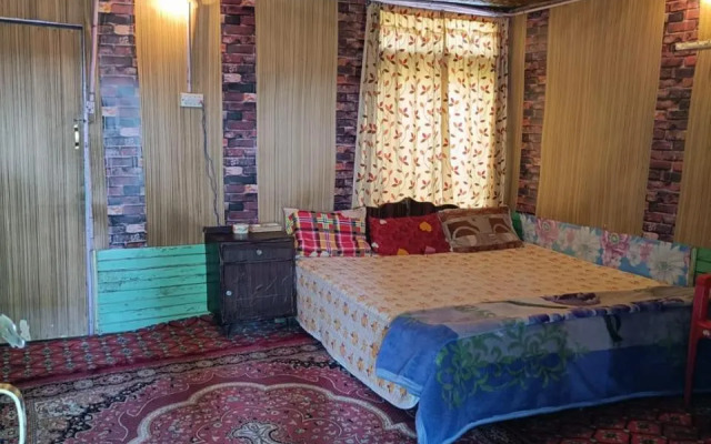 Island Homestay
