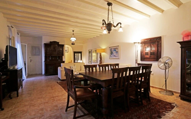 Amati Villa Cavo Dellos