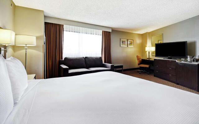 DoubleTree by Hilton Hotel Pleasanton at the Club