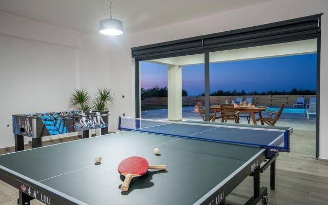 Bianca Luxury Villa 5 Bedroom Villa With Private Pool