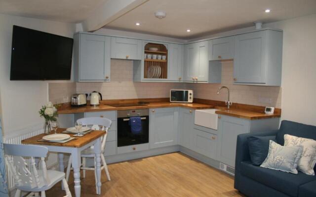 Newly Converted Self Contained Annex With Garden