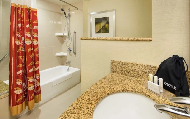 Courtyard Calgary Airport