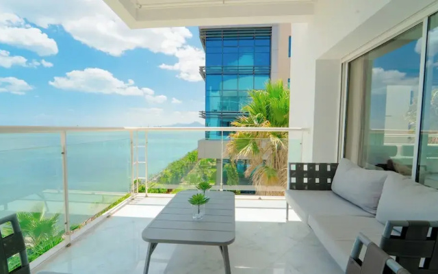 Infinity View Spacious 3 bd With Lake View