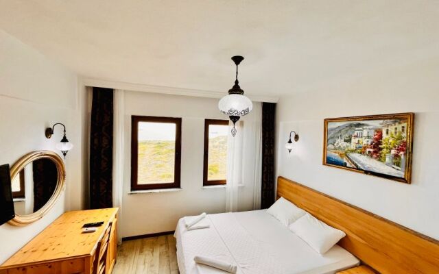 Sukha Inn Otel & Beach