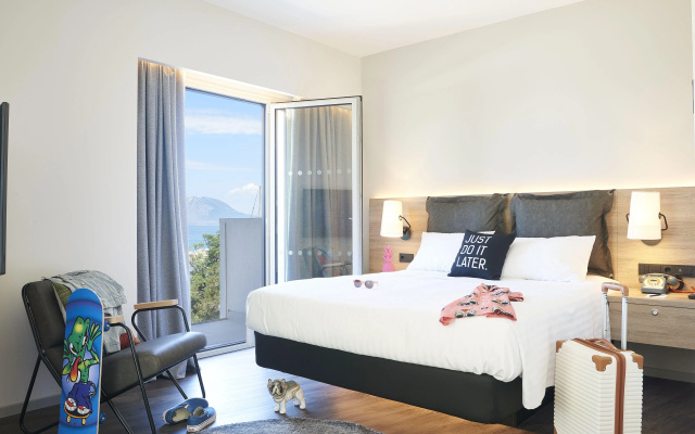 Moxy Patra Marina - Image 4