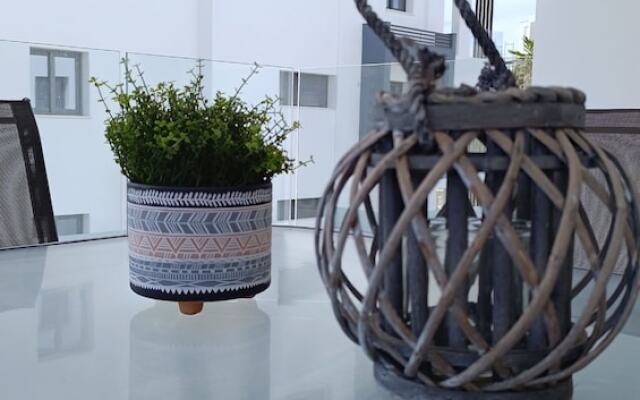 Larvella Estia Luxury Suites