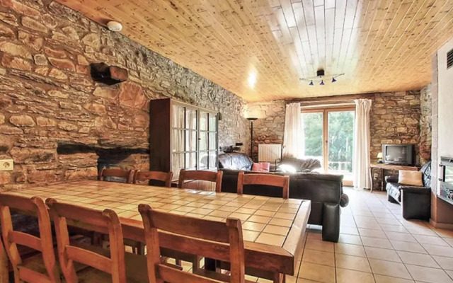 Rustic Holiday Home in Sainte-ode With Garden - фото 5