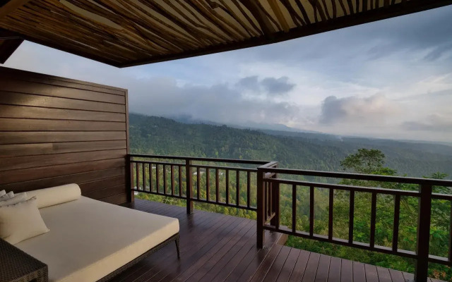 Отель Elevate Bali