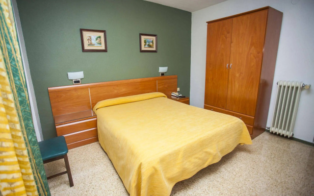 Hotel Los Naranjos