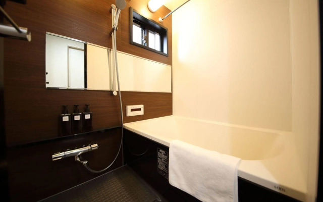 Alex's Home Shinsaibashi