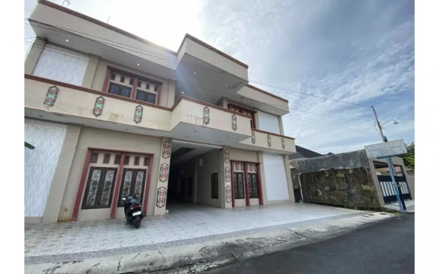Hotel O near Universitas Palangka Raya