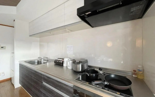 Beautiful, spacious apartment next to Peace Park