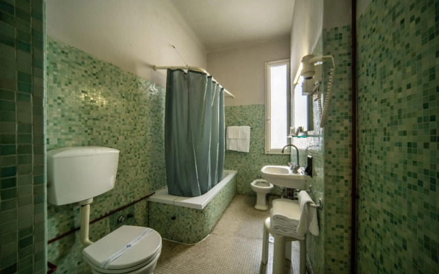 Royal Victoria Hotel