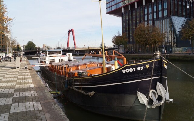 Boathotel Rotterdam Seven