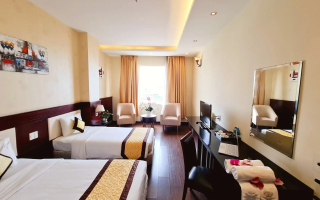Happy Life Hotel