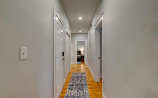Spacious 2bd/1ba | Free Parking | 3D TOUR