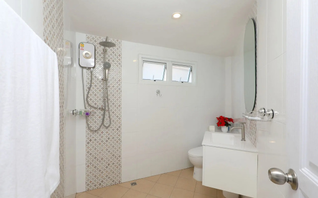 Kata White Villas