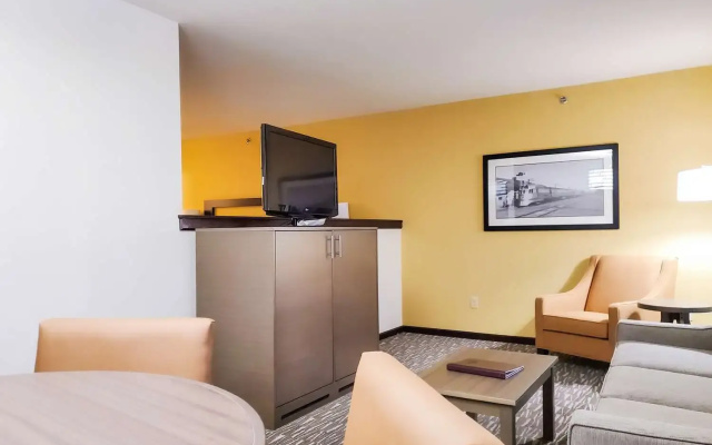 Best Western Plus Plaza Hotel