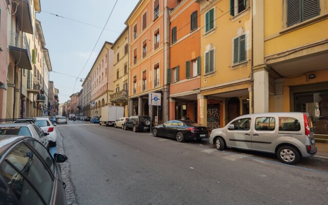 San Felice Colourful Studio