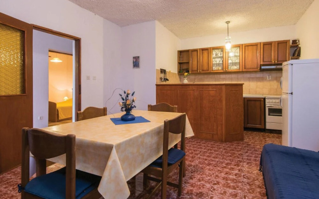 Nice Home in Potomje With Wifi and 3 Bedrooms