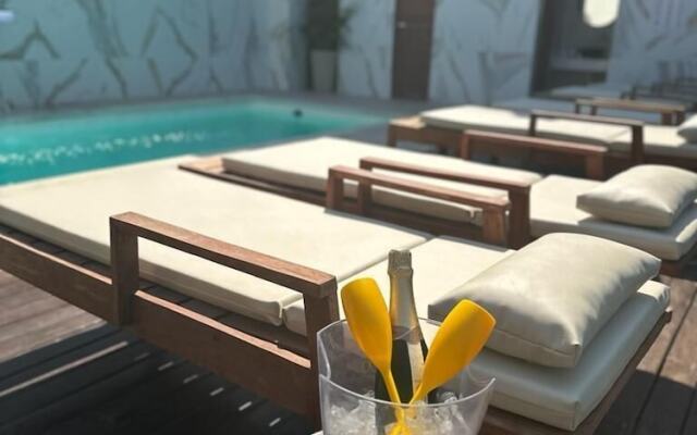 Santorini Beach Hotel